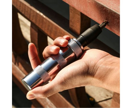 Ударная отвертка с набором бит DEKO в кейсе TZ7 065-0756 – изображение 4