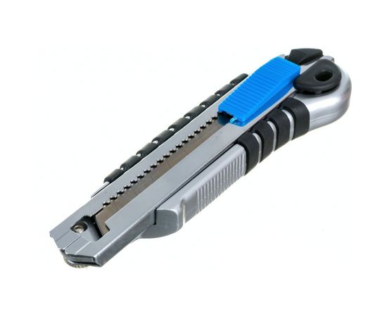 Нож HOEGERT TECHNIK с отламывающимся лезвием 18 мм, в комплекте 4 запасных лезвия HT4C630 – изображение 2