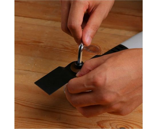 Набор пильных насадок DKBS10-1 (10 шт; 32x0.6 мм; 18Т) для реноватора DEKO 065-0909 – изображение 3