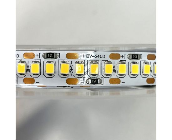 Светодиодная лента truEnergy 19,2W/m 3000K 12V SMD2835 240D IP20 2000Lm 5м 16016 – изображение 3
