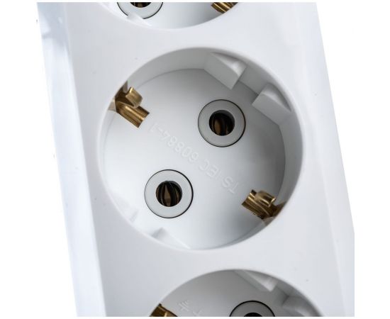 Удлинитель с выключателем 3х3 м Makel Mgp 213 – изображение 3