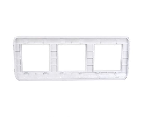 Горизонтальная рамка LUXAR Deco на 3 поста серебро рифленая 4606400620723 – изображение 2