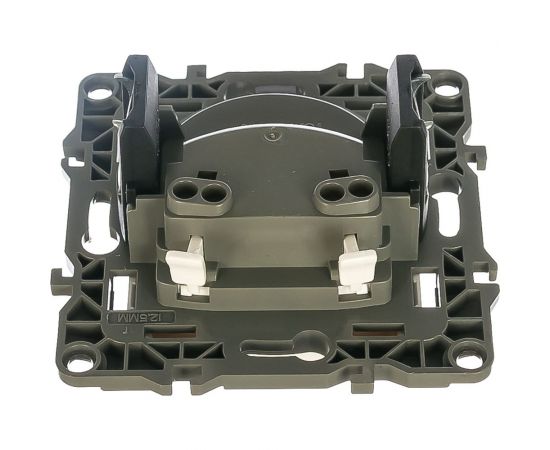 Розетка ЭРА 12-2105-01 2P, 16A-250В, IP20, белый Б0018254 – изображение 6