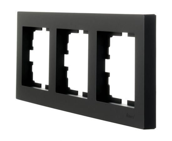 3-ая горизонтальная рамка Lezard VESNA без вставки, чёрный бархат 742-4200-148 – изображение 3