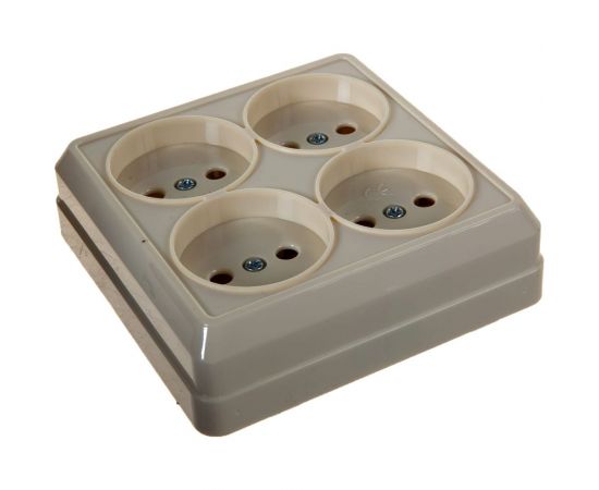 Четырехместная розетка IEK РС24-2-ОК, без заземляющего контакта, 10А, открытой установки, ОКТАВА, кремовый ERO40-K33-10-DC – изображение 5