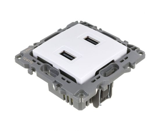 Зарядное устройство USB ЭРА 12-4110-01, 230В/5В-2100мА, IP20, белый Б0027491 – изображение 4