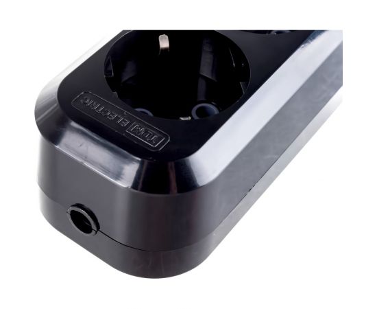 Розеточная колодка TDM 4 гнезда 2П 3 16А 250В черная SQ1806-0114 – изображение 4