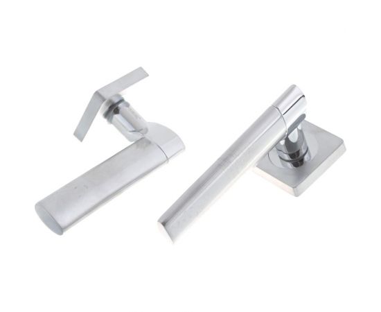 Дверная ручка на квадратной розетке Марчелло РЕНЦ DH 57-02 SC/CP 