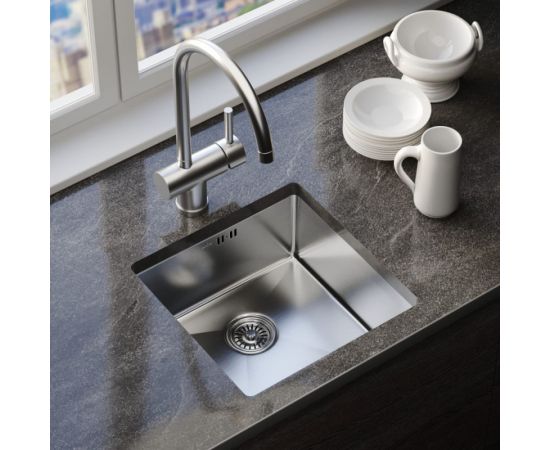 Подстольная мойка MIXLINE PRO 45x45, 3 мм, выпуск 3 1/2, 20 см, с сифоном, сатин 547225 – изображение 4