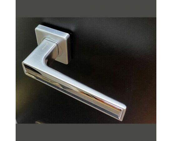 Фалевые ручки на квадратной накладке ARCHIE S040 14299 940000001336 – изображение 4