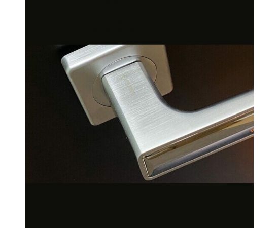 Фалевые ручки на квадратной накладке ARCHIE S040 14299 940000001336 – изображение 5