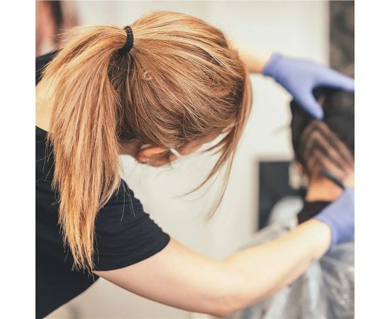 Одноразовый полиэтиленовый пеньюар для парикмахерских работ AVIORA 160x100 см, 50 шт 402-892 – изображение 2