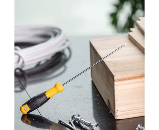 Шлицевая отвертка DELI DL6331501 3x150 мм 98347 – изображение 2