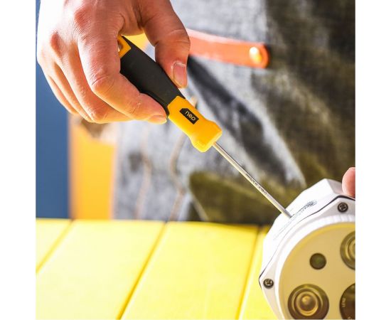 Крестовая отвертка DELI DL633075 PH0x75 мм 98360 – изображение 2