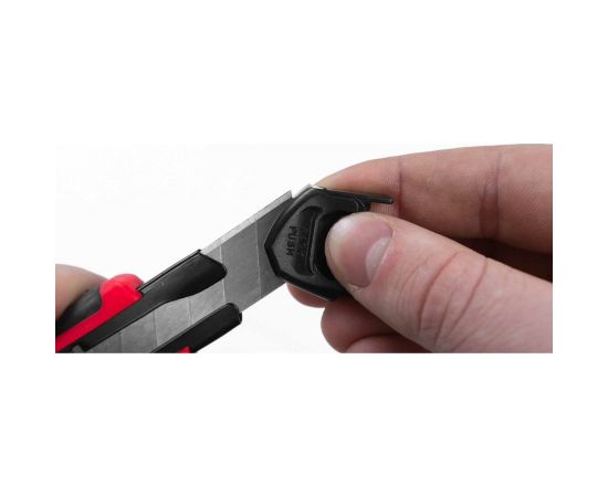 Нож с сегментированным лезвием Sanitoo 18 мм 3101 – изображение 3