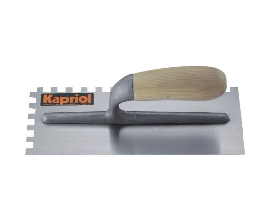 Гладилка Kapriol зубчатая с деревянной ручкой, 12x28 см, зуб 8 мм 23020 