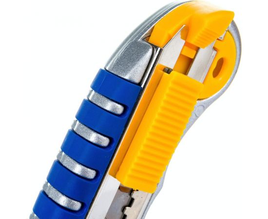 Профессиональный нож 18 мм KRAFT KT 700903 – изображение 4