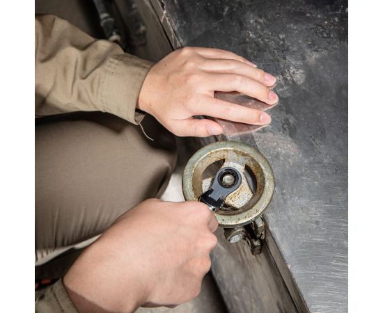 Набор комбинированных шарнирных ключей DELI с трещоткой 8 шт. DL140208T 98319 – изображение 8