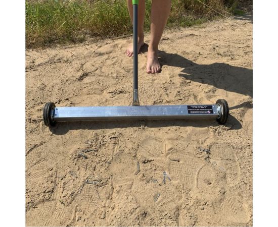 Магнитный сборщик на колесах 660 мм Проф-магнит Подборщик 660-С100 – изображение 6