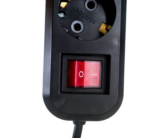 Бытовой удлинитель Gigant с заземлением ПВС 3x0,75 3500Вт 4 гнезда 3м 80093 – изображение 3