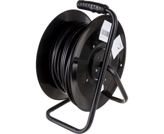 Силовой удлинитель Gigant на металлической катушке КГ 3x2,5 30 м 80079 – изображение 6