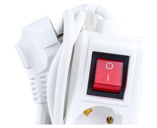 Удлинитель IEK У03К-выкл., 3 места, 2Р+PЕ, 1,5 метра, 3х1мм2, 16А/250 WYP10-16-03-01-ZK-17 – изображение 3