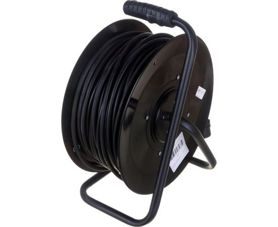 Силовой удлинитель Gigant на металлической катушке КГ 3x2,5 50 м 80080 – изображение 5