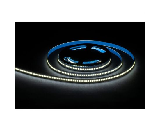 Светодиодная лента OGM 12В, 19,2Вт/м, smd2835, 240д/м, ip20, 19лм/чип, подложка 10мм, 5м, 6500к. / LSE-267 