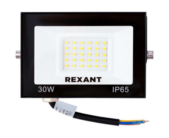 Светодиодный прожектор REXANT LED 30 Вт 2400 Лм 4000 K черный корпус 605-032 