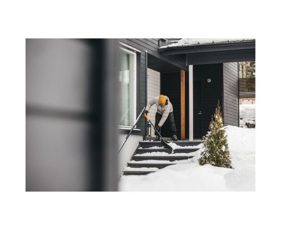 Лопата для снега Fiskars Solid 1052525 – изображение 3