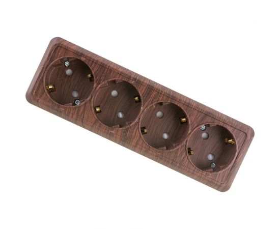 Горизонтальная 4-х местная розетка TDM 2П+3 открытой установки IP20 16A с з/ш бук Ладога SQ1801-0331 