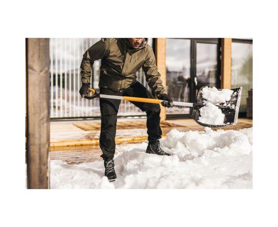Лопата для уборки снега Fiskars X-series 1057178 – изображение 5