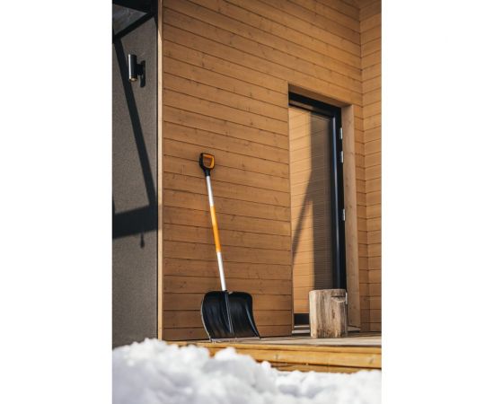 Лопата для уборки снега Fiskars X-series 1057178 – изображение 7