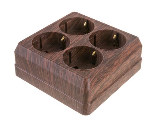 Четырехместная розетка TDM 2П+3 открытой установки IP20 16A бук Ладога SQ1801-0322 – изображение 3