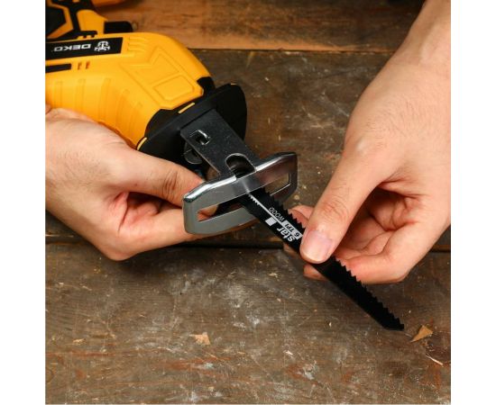 Аккумуляторная сабельная пила DEKO DKRS20-Li 063-4311 – изображение 6