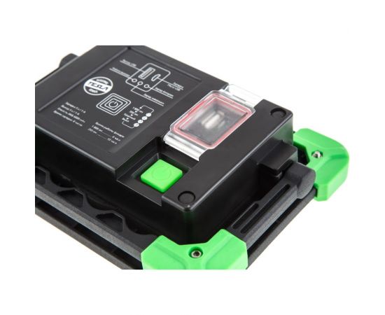 Противоударный прожектор TESLA LP-1800Li 20Вт, 1800 люмен, powerbank, аккумулятор 6000мАч 540099 – изображение 5