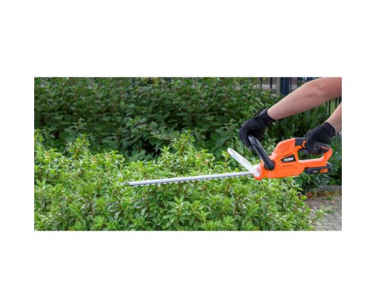 Аккумуляторный кусторез FERM HTM1005 – изображение 9