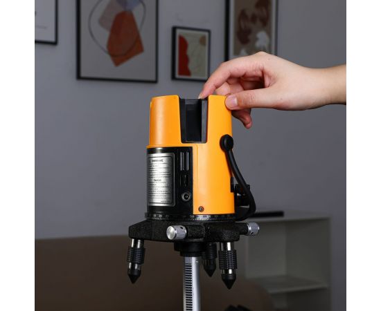 DEKO Уровень лазерный самовыравнивающийся в кейсе DKLL02RB PRO PREMIUM со штативом 1 м (2 линии, красный луч) DEKO (3638) 065-0102-2 – изображение 6