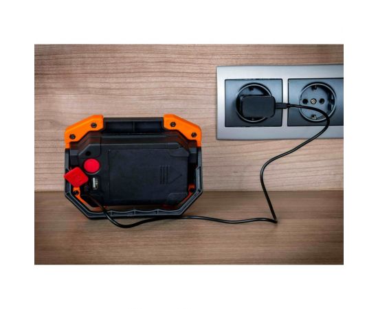 Аккумуляторный рабочий фонарь Peka работа от аккумуляторов и батареек W032 – изображение 12