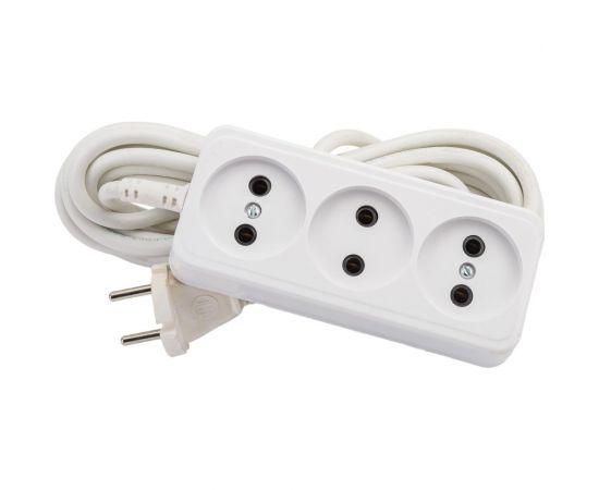 Удлинитель ООО Ливны-Электро У6-716 трехместный пластик АБС провод ПВС 2*1 L=5м У 782 