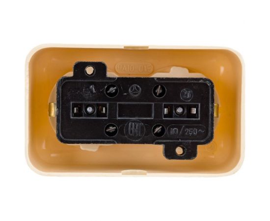 Розетка ООО Ливны-Электро РА 10-015 2-х местная с заземл.контактом, слоновая кость РА 1938 – изображение 3