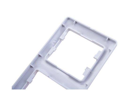 Вертикальная рамка Schneider Electric 2-м Glossa белая GSL000106 – изображение 4