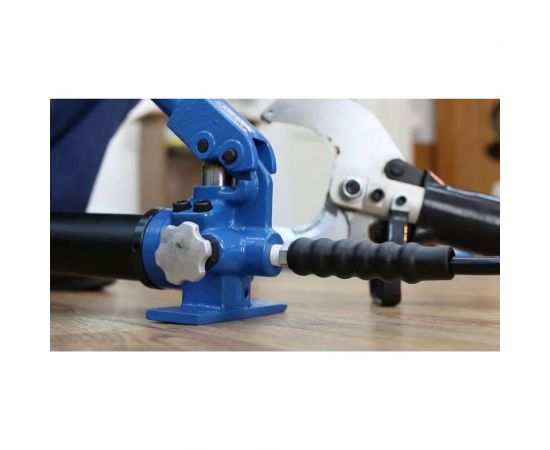 Гидравлическая ручная помпа КВТ ПМР-7010 69286 – изображение 2