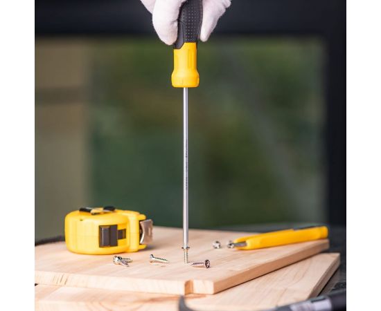 Крестовая отвертка DELI DL635150 PH1x150мм (магнит, TPR+PP ручка) 98366 – изображение 3