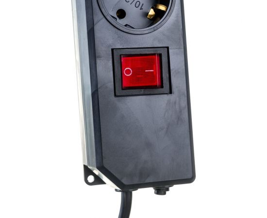 Сетевой фильтр Gigant с заземлением ПВС 3x0,75 3500Вт 5 гнезда 7м 80098 – изображение 5