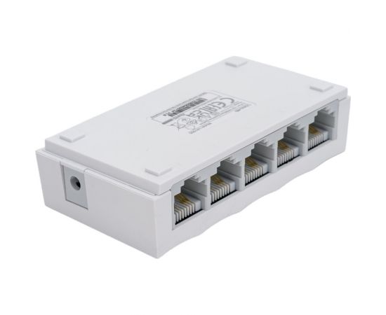 5-портовый неуправляемый коммутатор TP-Link LS1005 