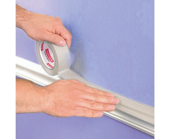 Клейкая малярная креппированная лента BRAUBERG 38 мм х 50 м 226427 – изображение 2