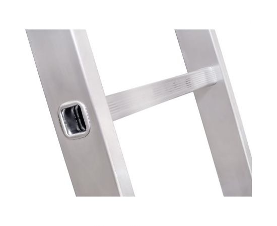 Алюминиевая 3-секционная лестница UFUK 3х6 ступеней 411306 – изображение 7