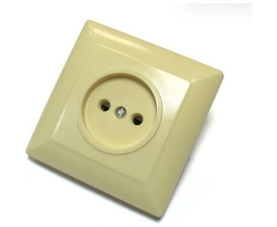 Квадратная розетка ООО Ливны-Электро РС 10-008 слоновая кость РС 1821 