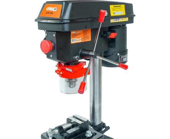 Вертикальный сверлильный станок Спец ССВ-350 220 В,400 Вт, 1.5-13 мм, патрон, 5 скоростей, 600-2600 об/мин, 160х160 мм стол, макс h заг.250 мм, тиски в комплекте, сверло ступенчатое СПЕЦ-3239/370101 – изображение 6